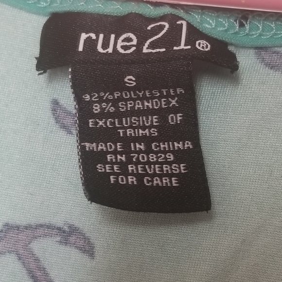 Tank top - Picture 3 of 3